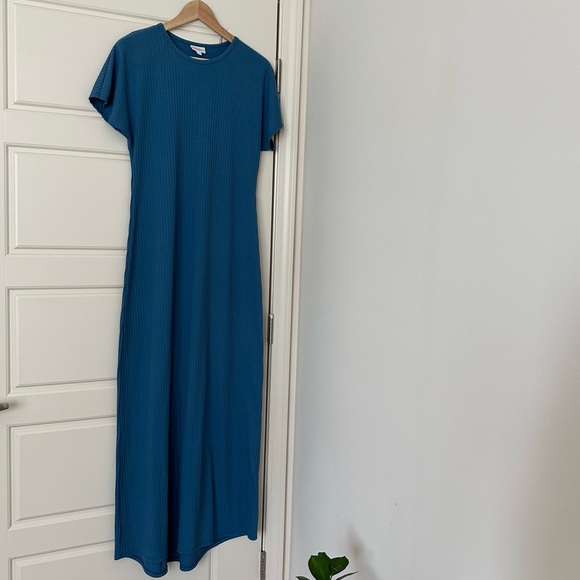LuLaRoe blue ribbed maxi tshirt dress- S, fits up to L 🌼 - Picture 1 of 7